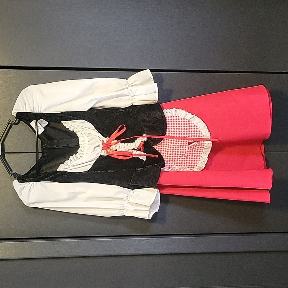 Red Riding Hood Costume - Picture 2 of 9